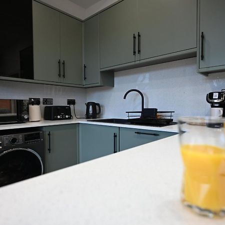Luxury Two Bed Apartment - Cardiff City Centre Exterior foto