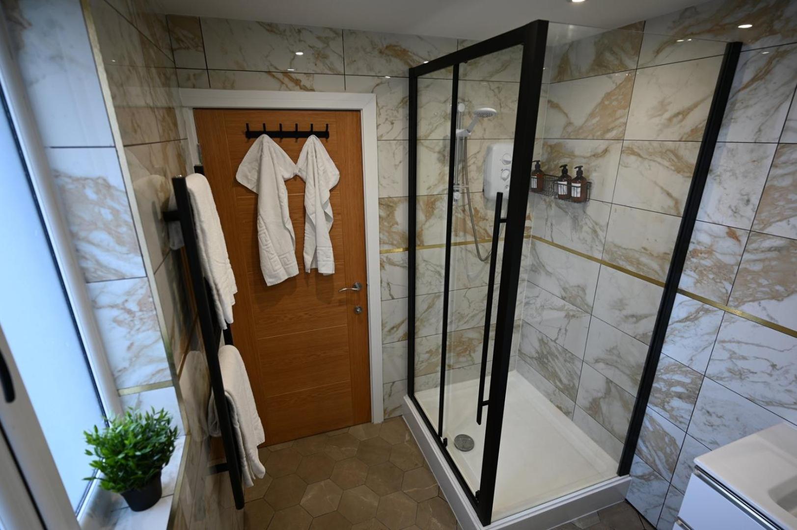 Luxury Two Bed Apartment - Cardiff City Centre Exterior foto